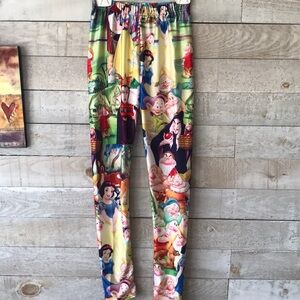 Snow White & the Seven Dwarfs leggings